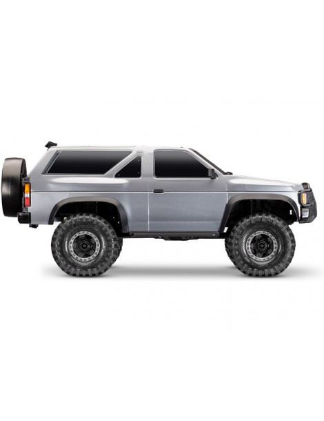 Traxxas TRX-4 Nissan Pathfinder 1988 RC crawler modelis Ready-To-Drive sidabro spalvos – CyborgShop
