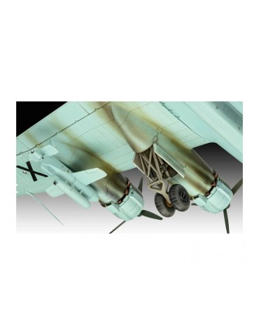 Lėktuvo modelis Focke-Wulf Fw 200 C-5 C-8 Condor 1:72 Revell – CyborgShop