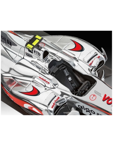 McLaren Mercedes MP4-25 Lewis Hamilton 1/24 plastikinis modeliukas Revell 07096