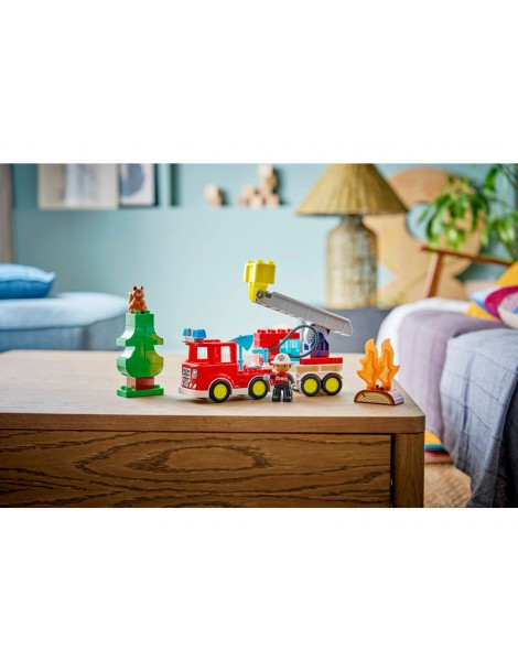 LEGO DUPLO - Fire Truck with Hose and Firefighter