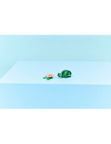 LEGO Creator - Turtle with a Water Lily Flower