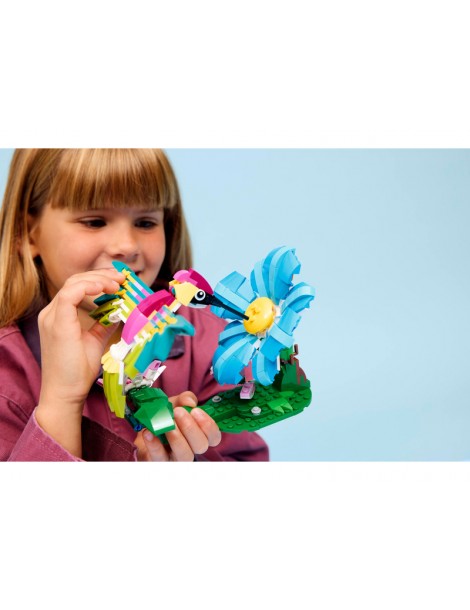 LEGO Creator - Wild Animals: Colorful Hummingbird