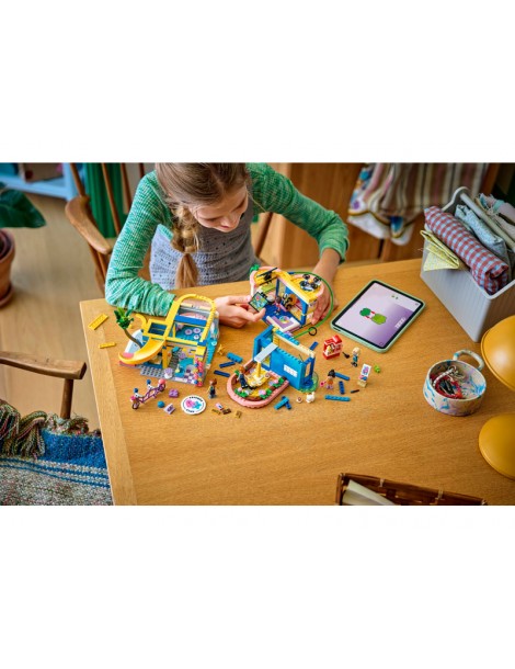 LEGO Friends - Heartlake City Friends Club House