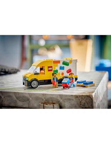 LEGO City - The LEGO Van