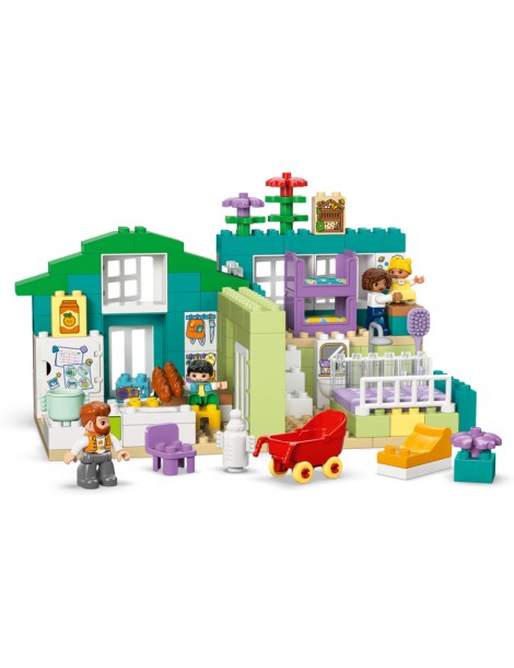 LEGO DUPLO - 3 in 1 Modern Family House with Figures