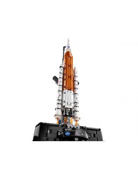 LEGO Technic - NASA Artemis Space Launch System Rocket