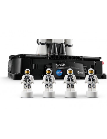 LEGO Technic - NASA Artemis Space Launch System Rocket