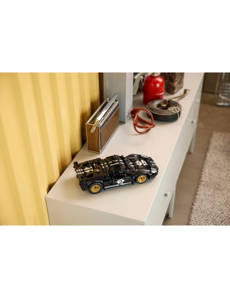 LEGO Technic - 1966 Ford GT40 MKII Race Car