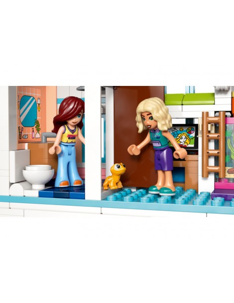 LEGO Friends - Liann's Family House