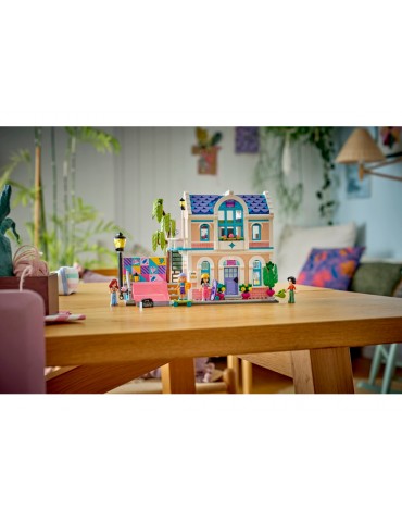 LEGO Friends - Liann's Family House