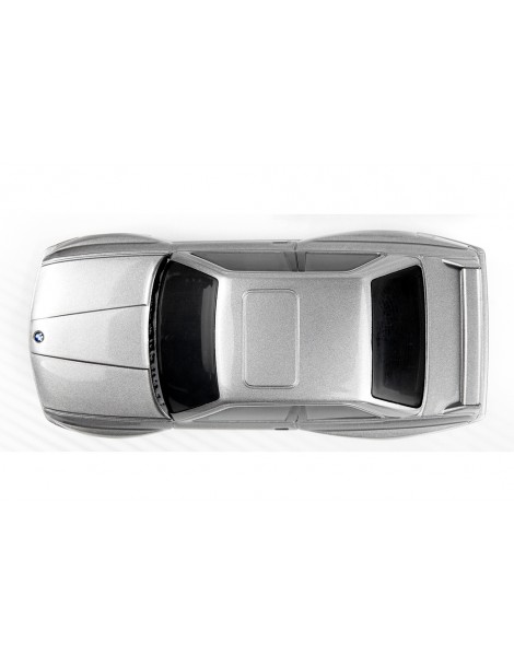 RC modelis nano-TTR BMW M3 E30 Ravaglia 1:64 sidabro spalvos – CyborgShop