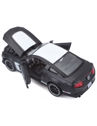Modeliukas Ford Mustang Boss 302 1:24 juodos matinės spalvos Maisto – CyborgShop