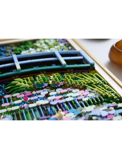 LEGO Art - Claude Monet Bridge over a Pond of Water Lilies
