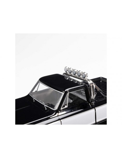 Axial 1/24 SCX24 Chevrolet C10 1971 4WD RTR Black