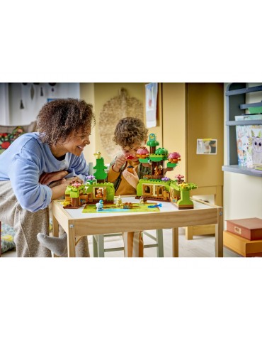 LEGO DUPLO - Discovery Forest with Wild Animals
