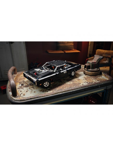 LEGO Technic - Fast and Furious Dodge Charger R/T Car