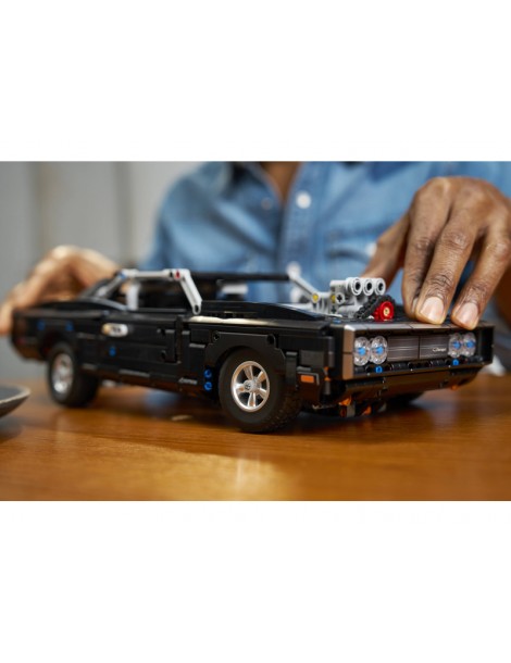 LEGO Technic - Fast and Furious Dodge Charger R/T Car
