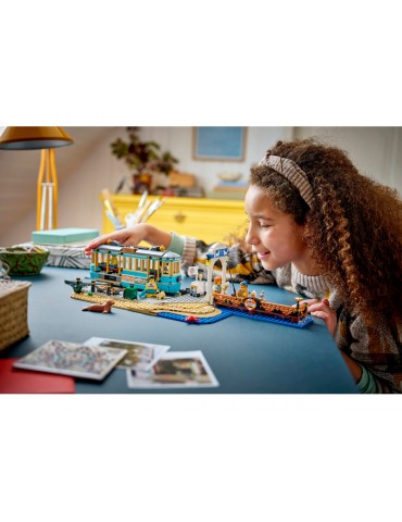 LEGO City - Classic Beach Streetcar