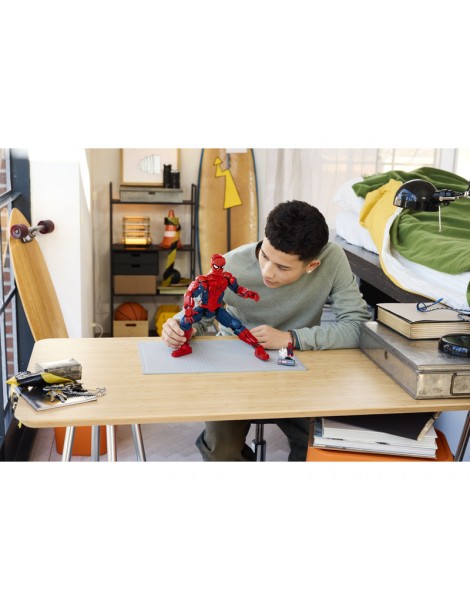 LEGO Marvel - Spider-Man Hero Figure