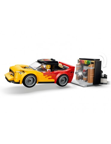 LEGO City - Pizza Delivery Experience with Vehicles