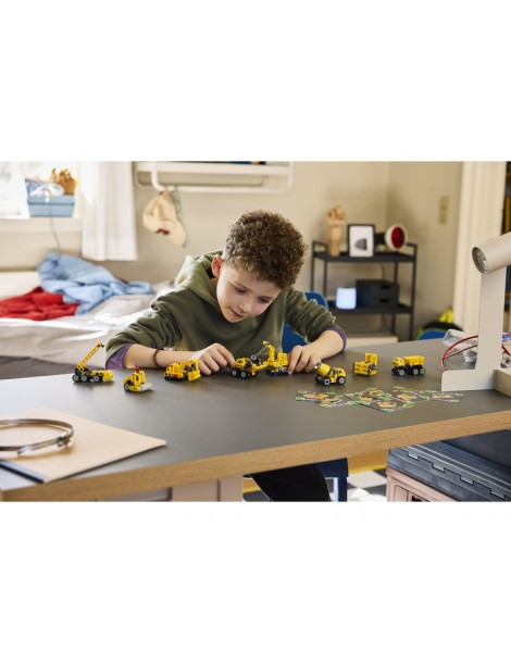 LEGO Technic 42233 Galingų mašinų paslaptinga dėžutė su kolekciniu statybinės technikos modeliu - CyborgShop