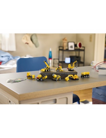 LEGO Technic 42233 Galingų mašinų paslaptinga dėžutė su kolekciniu statybinės technikos modeliu - CyborgShop