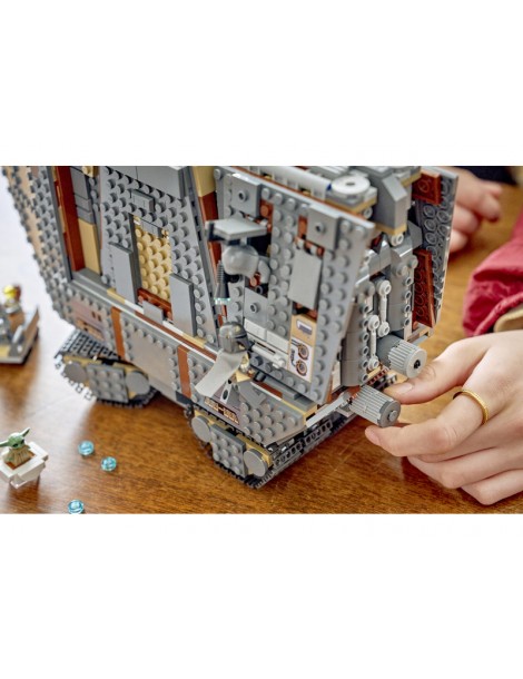 LEGO Star Wars - Offworld Sandcrawler and Mudhorn