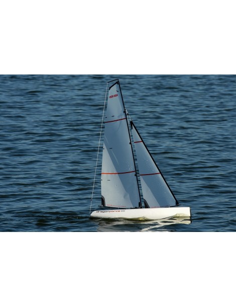 Joysway 8815V8 Dragon Force 65 V8 DF65 lenktyninė RC burinė jachta su stovu – CyborgShop