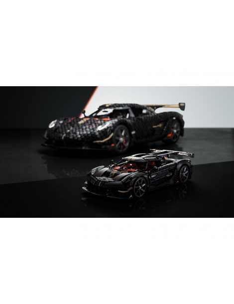 LEGO Technic - Megacar Koenigsegg Sadair's Spear