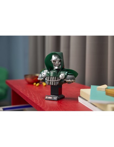 LEGO Marvel - Doctor Doom Bust