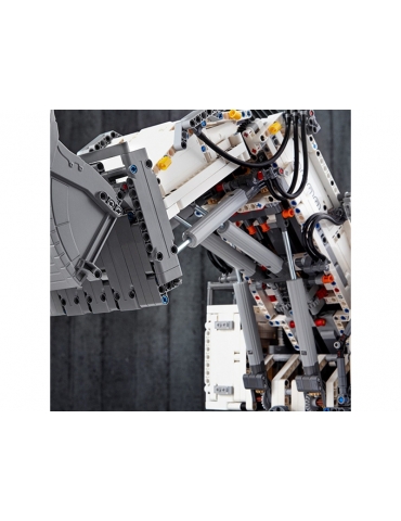 LEGO Technic - Escavator Liebherr R 9800