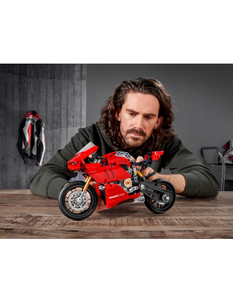 LEGO Technic - Ducati Panigale V4 R