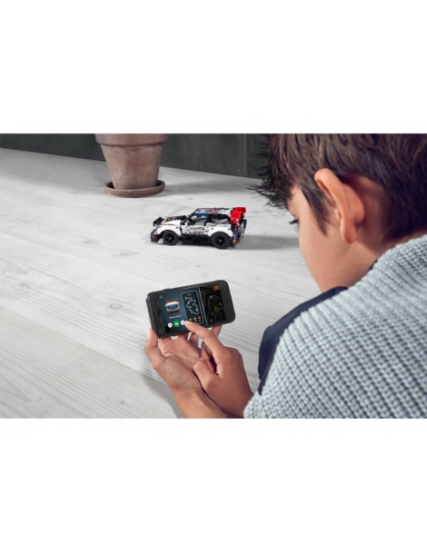 LEGO Technic - App-Controlled Top Gear Rally Car