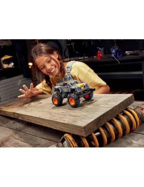 LEGO Technic - Monster Jam Max-D