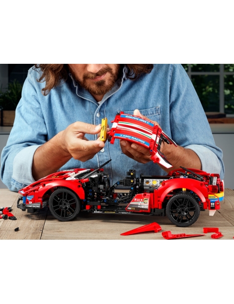 LEGO Technic - Ferrari 488 GTE AF Corse 51