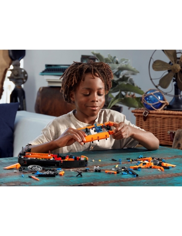 LEGO Technic - Gelbėtojų Transporto Priemonė Su Oro Pagalve