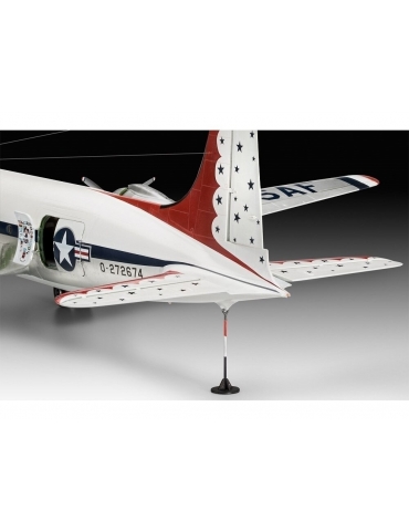 Revell - C-54D Thunderbirds Platinum Edition 1/72