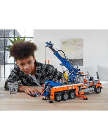 LEGO Technic - Heavy-duty Tow Truck