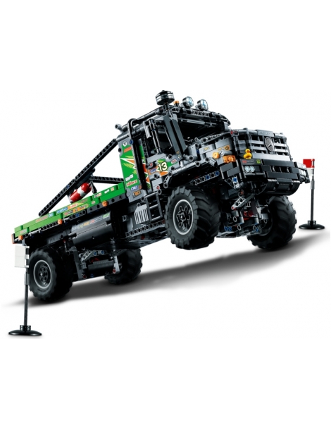 LEGO Technic - 4x4 Mercedes-Benz Zetros Trial Truck