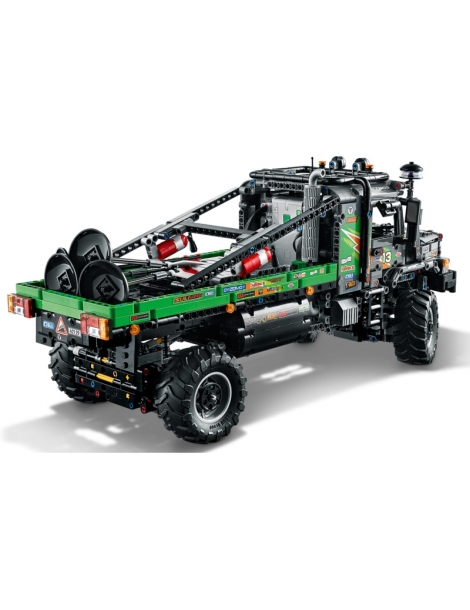 LEGO Technic - 4x4 Mercedes-Benz Zetros Trial Truck