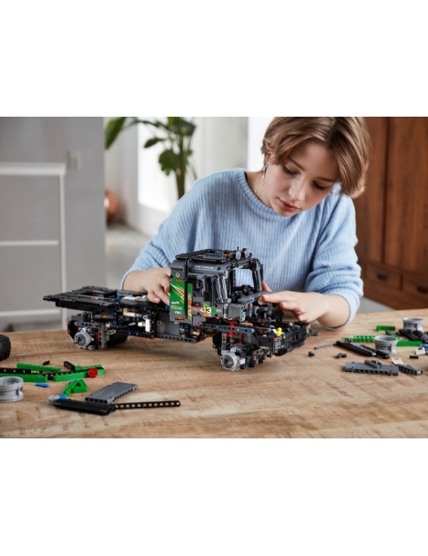 LEGO Technic - 4x4 Mercedes-Benz Zetros Trial Truck