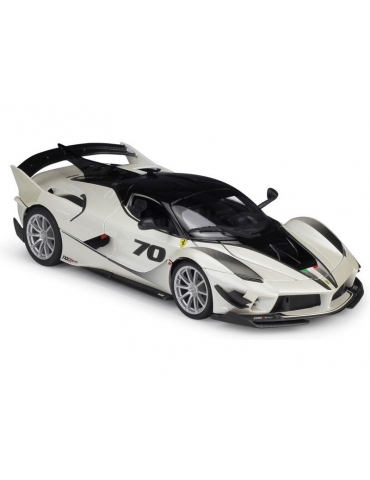 Bburago Ferrari FXX-K EVO No.70 1:18 white/black