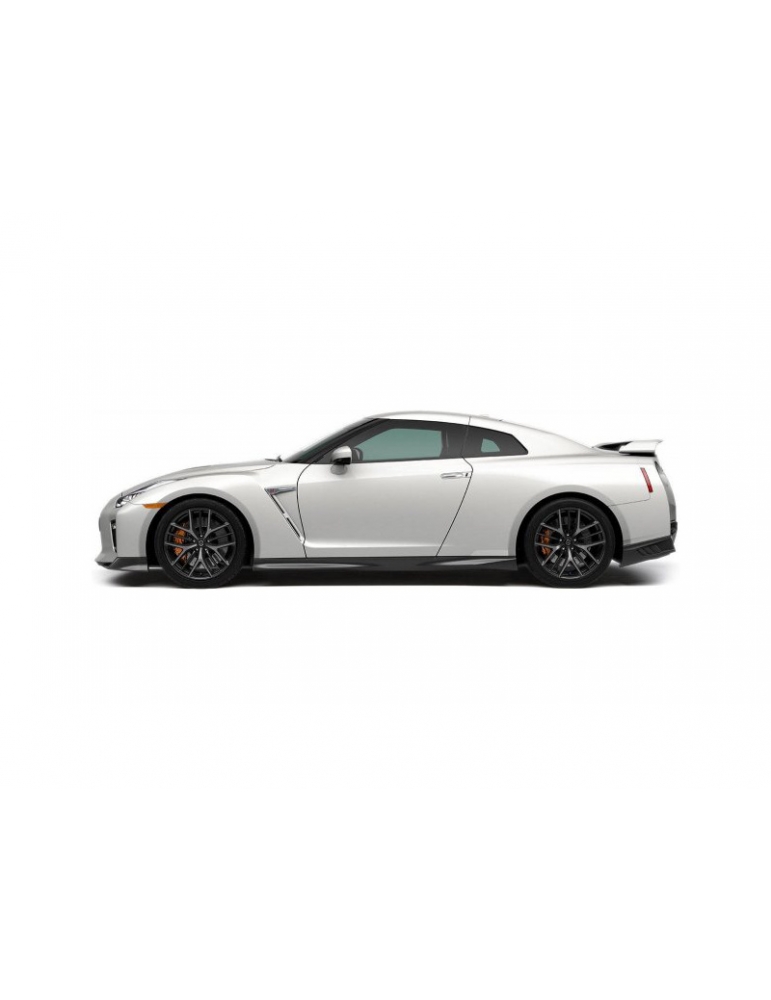 Bburago Plus Nissan GT-R 1:24 white metallic