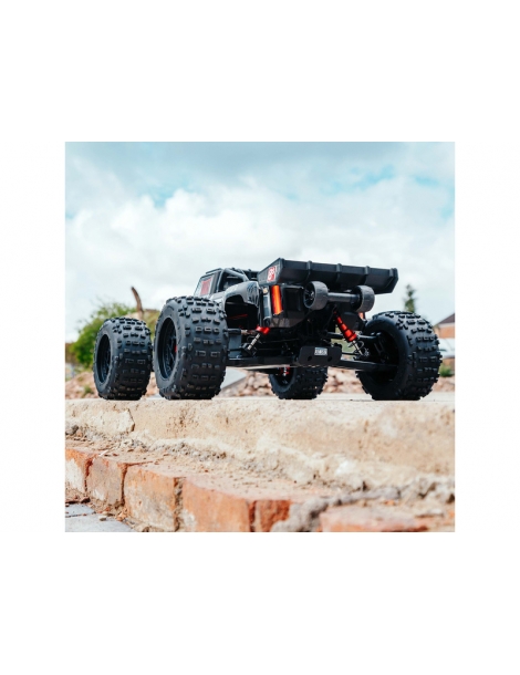 Arrma 1/5 Outcast 4WD EXtreme Bash Roller