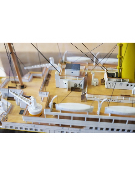 Mantua Model Titanic 1:200 kit