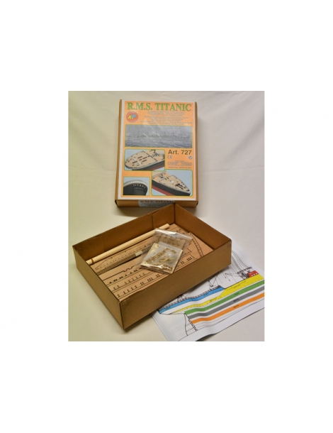 Mantua Model Titanic 1:200 kit