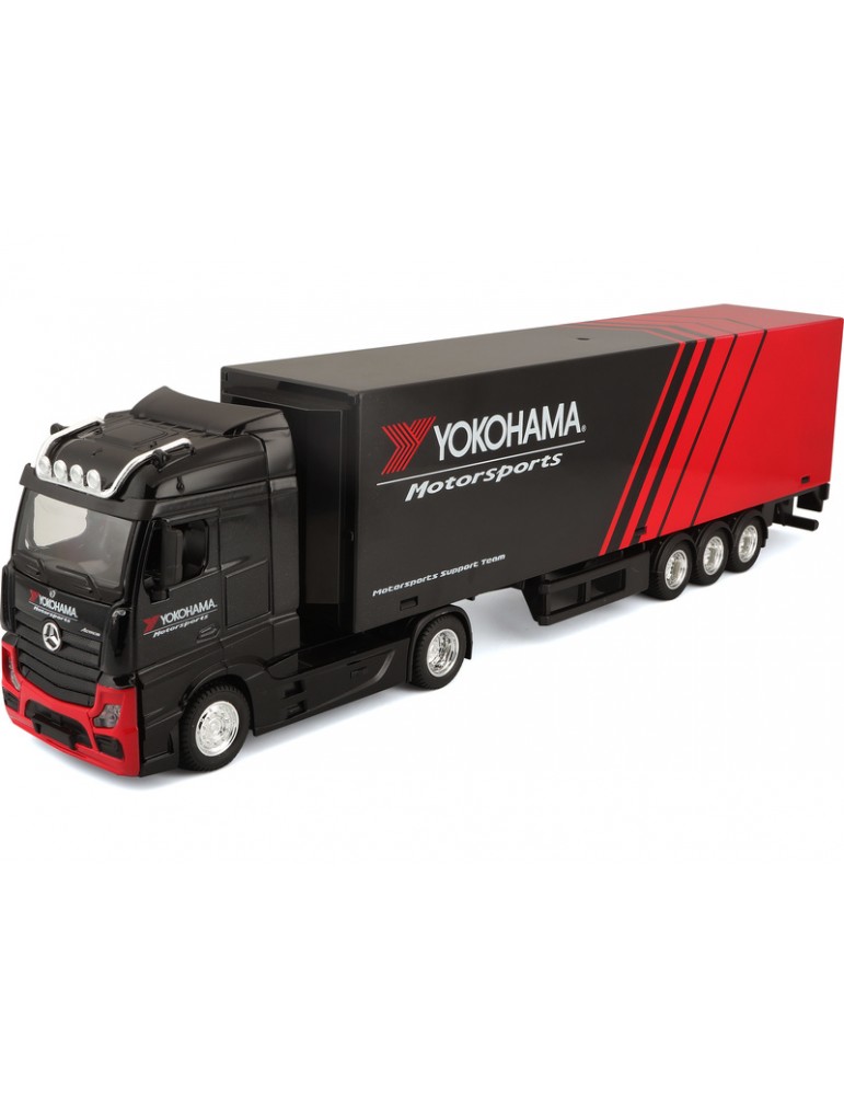 Bburago Mercedes Benz Actros Gigaspace 1:43 Yokohama