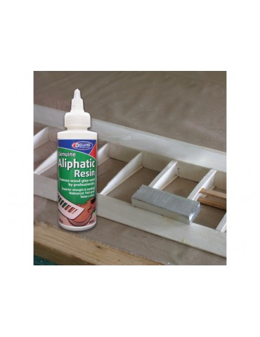 Deluxe Materials AD8 geltoni Aliphatic Resin medienos klijai 112 g buteliuke - CyborgShop