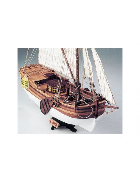 COREL Leida fishing boat 1:64 kit