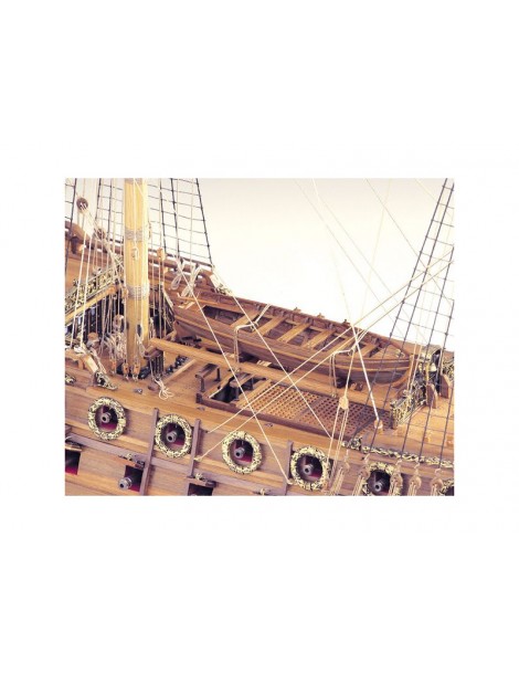 COREL H.M.S. Neptune 1:90 kit